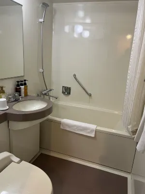 Hotel Agora Osaka Moriguchi Zimmer Photos