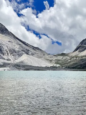 Meet B&B (Daocheng Yading Scenic Area) Circondario Photos