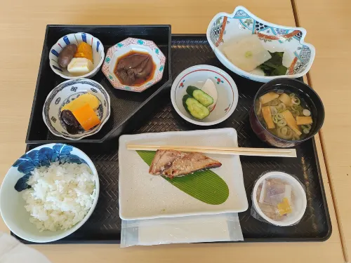 Toyama Manten Hotel Restauration Photos
