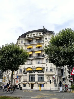 Geneva Marriott Hotel Exterior Photos