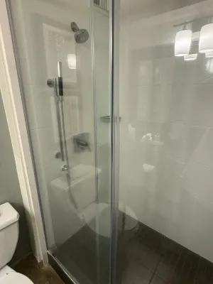 Courtyard by Marriott King Kamehameha's Kona Beach Hotel Rooms Photos