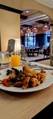 Grand Diamond Hotel Yogyakarta (Formerly Grand Quality Hotel) Makanan Photos