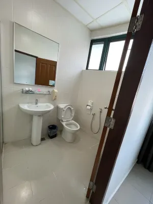 Golden View Serviced Apartments Rooms Photos