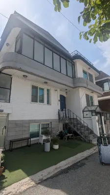 Neat House Hongdae Photos