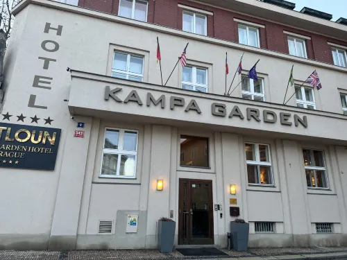 Pytloun Kampa Garden Hotel Prague Extérieur Photos