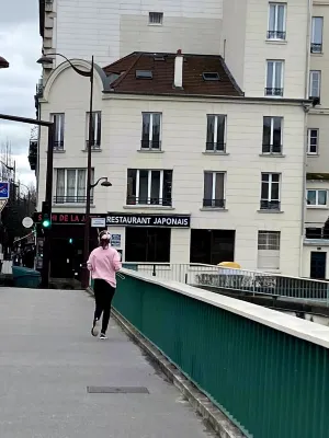 Hôtel ibis Budget Courbevoie Paris La Défense 1 À proximité de l'hôtel Photos