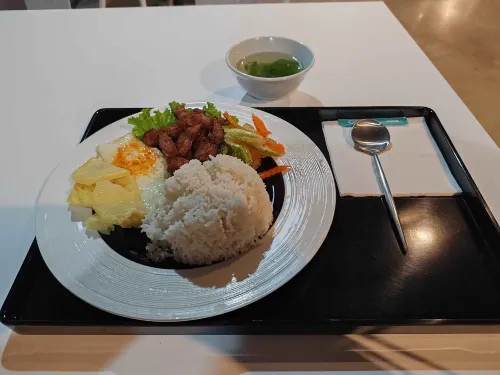 Khách Sạn SOJO Bắc Giang Ăn uống Photos