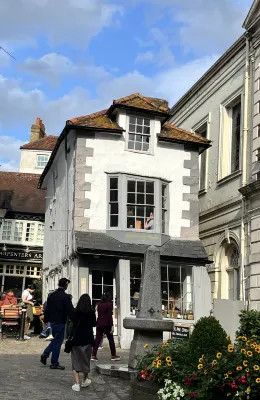 Castle Hotel Windsor Photos