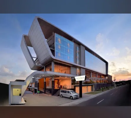The New Atrium Hotel Yogyakarta Eksterior Photos