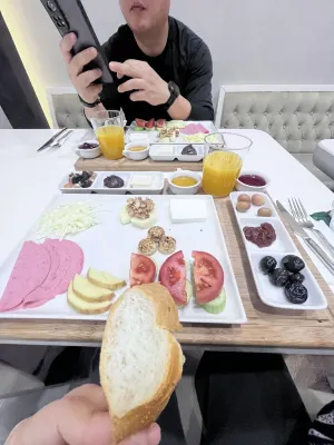 Astan Hotel Taksim Dining Photos