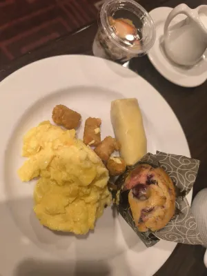 紐瓦克國際機場皇冠假日飯店 餐飲 Photos