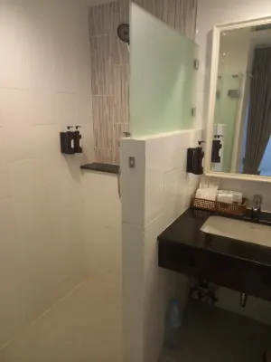 Sabai Sathorn Service Apartment Kamar Photos