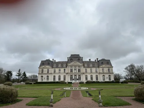 Chateau d'Artigny Photos