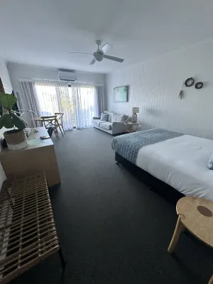 Mollymook Seascape Motel and Apartments Rooms Photos