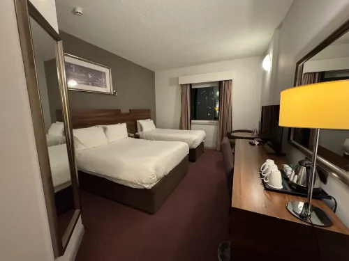 Leonardo Hotel Leeds Rooms Photos