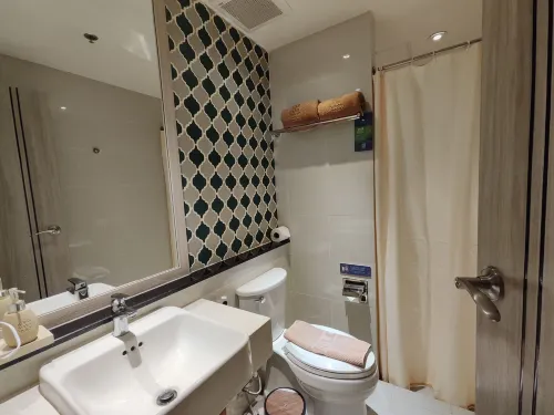 Sawaddi Patong Resort & Spa by Tolani Chambres Photos