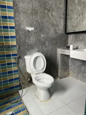Madam House Patong Kamar Photos