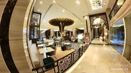 Al Meroz Hotel Bangkok - the Leading Halal Hotel Restauration Photos