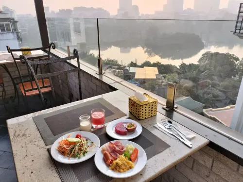 Centre Point Hanoi Hotel Photos