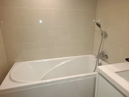 Hope Land Hotel Sukhumvit 8 Kamar Photos