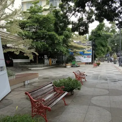De Paviljoen Bandung Dekat Hotel Photos
