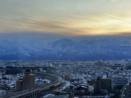 Toyoko Inn Toyama-eki Shinkansen-guchi No.2 À proximité de l'hôtel Photos