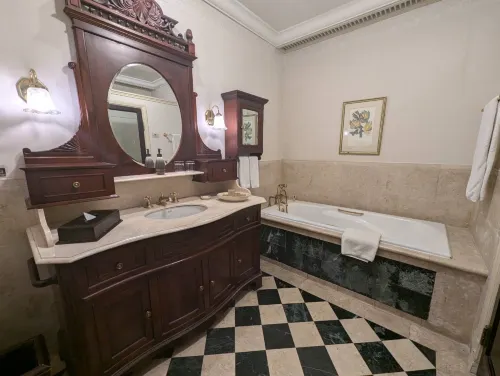 Hotel Majapahit Surabaya - MGallery Kamar Photos