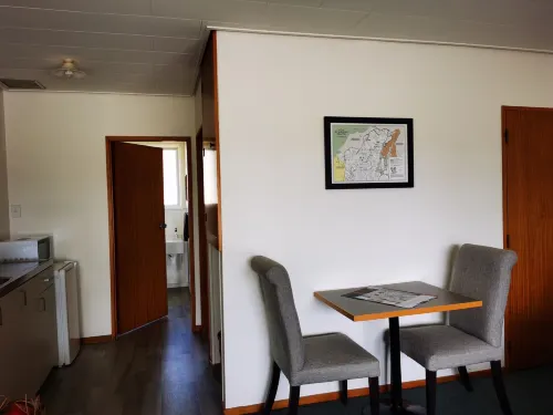 High Country Motel & Backpackers Photos