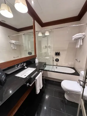Hotel 1898 Kamar Photos