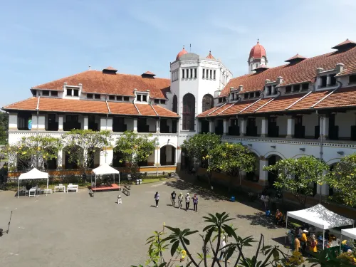 Louis Kienne Hotel Pandanaran Aree comuni Photos