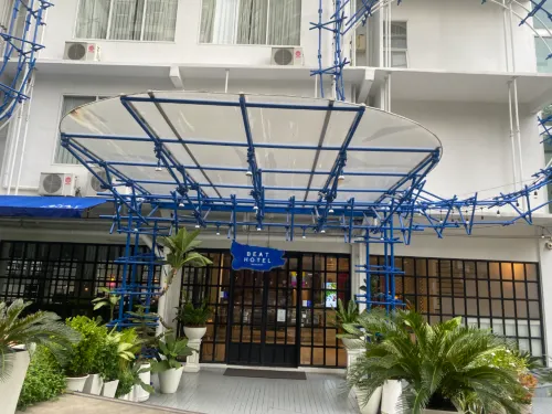 Beat Hotel Bangkok Photos