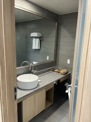 Ramada Hotel & Suites by Wyndham Seoul Namdaemun Rooms Photos