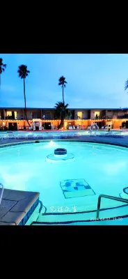 Desert Hot Springs Spa Hotel Здоровье и отдых Photos