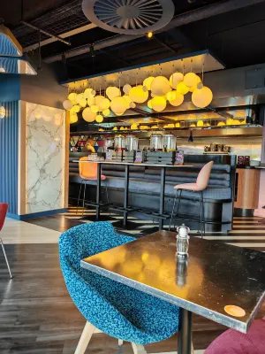 Yotel Glasgow Photos