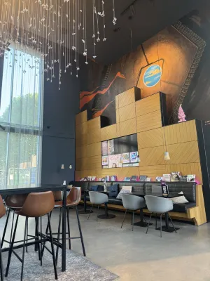 Moxy Chester Espaces publics Photos