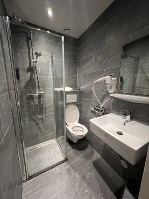 Hotel Manofa Camere Photos