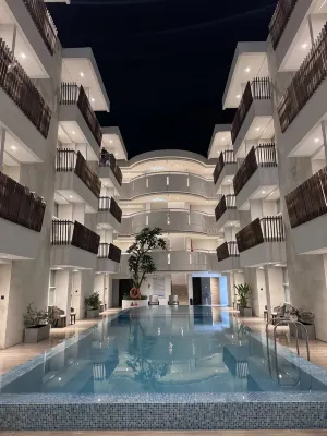 Holiday Inn Express Bali Sunset Road Photos