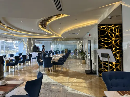 Gevora Hotel Restauration Photos