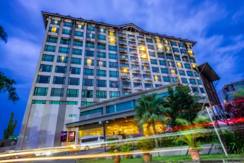 Sabah Oriental Hotel Kota Kinabalu Exterior Photos