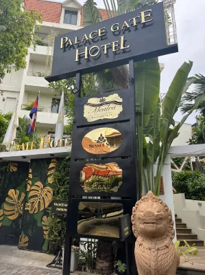 Palace Gate Hotel & Resort By EHM Extérieur Photos