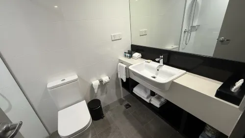 Rydges Camperdown, an EVT hotel Rooms Photos