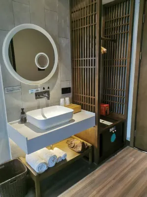 Sheen Chengdu University of TCM Kuanzhai Alley Hotel Rooms Photos