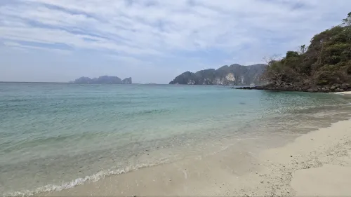 Phi Phi Long Beach Resort & Villa À proximité de l'hôtel Photos
