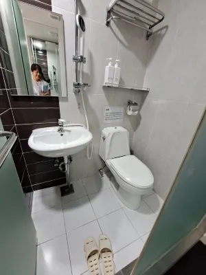 KSTAR METRO Hotel Rooms Photos