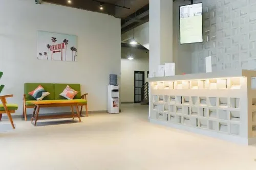 Social Hub by TwoSpaces Photos