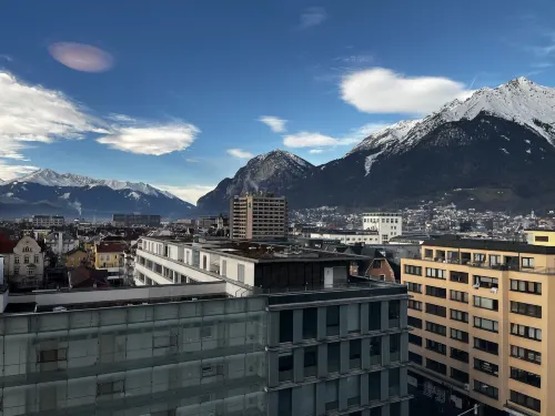 Motel One Innsbruck Circondario Photos