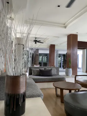 Woodlands Hotel and Resort Pattaya Espaces publics Photos