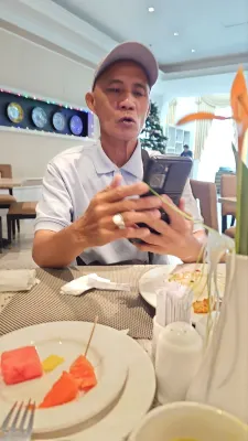 Grand Mahkota Hotel Restauration Photos
