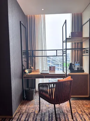 Mercure Tangerang Centre Kamar Photos