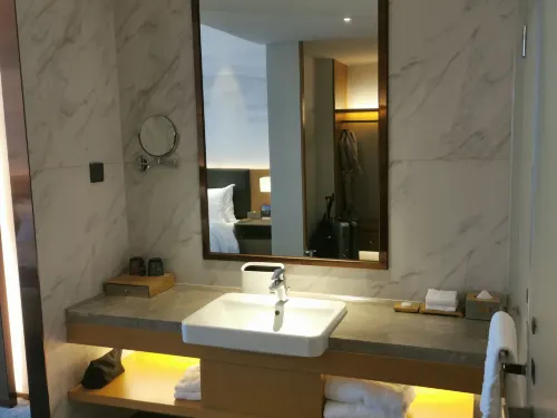 Mason Hotel Rooms Photos
